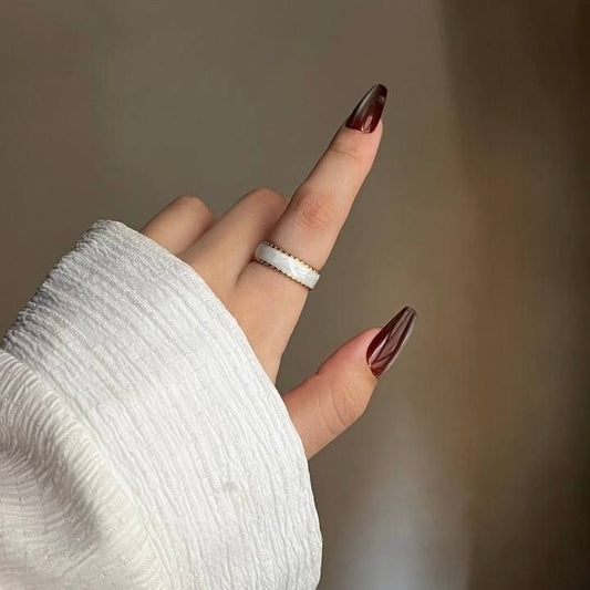 White glow rings