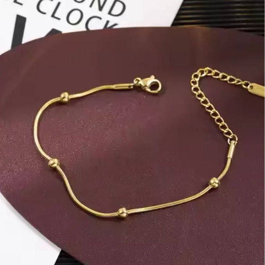 Dotted bracelet